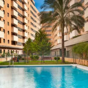 Keywise Perfect Location Next To Maria Zambrano Station, , ,pool And Free Parking Málaga